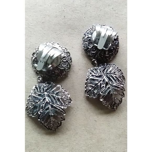 Pastel Rhinestone Dangling Leaf Clip On Earrings Silver Unmarked‎ - Picture 4 of 11